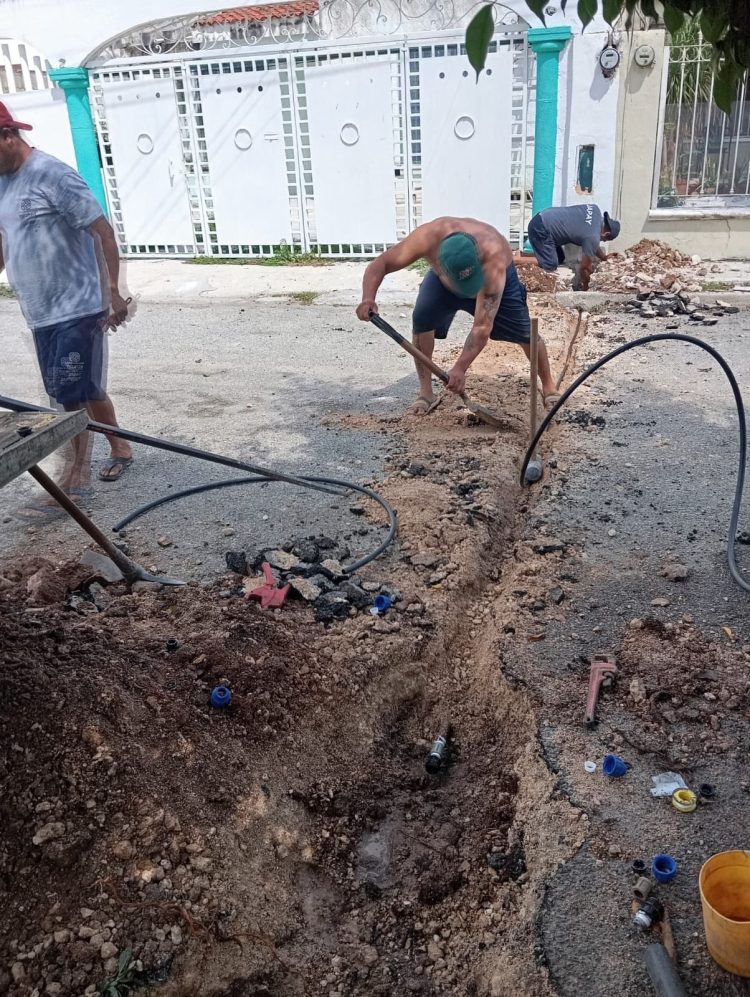 Saqueo e incapacidad de Francisco Torres Rivas al frente de JAPAY, deja a ciudadanos en problemas