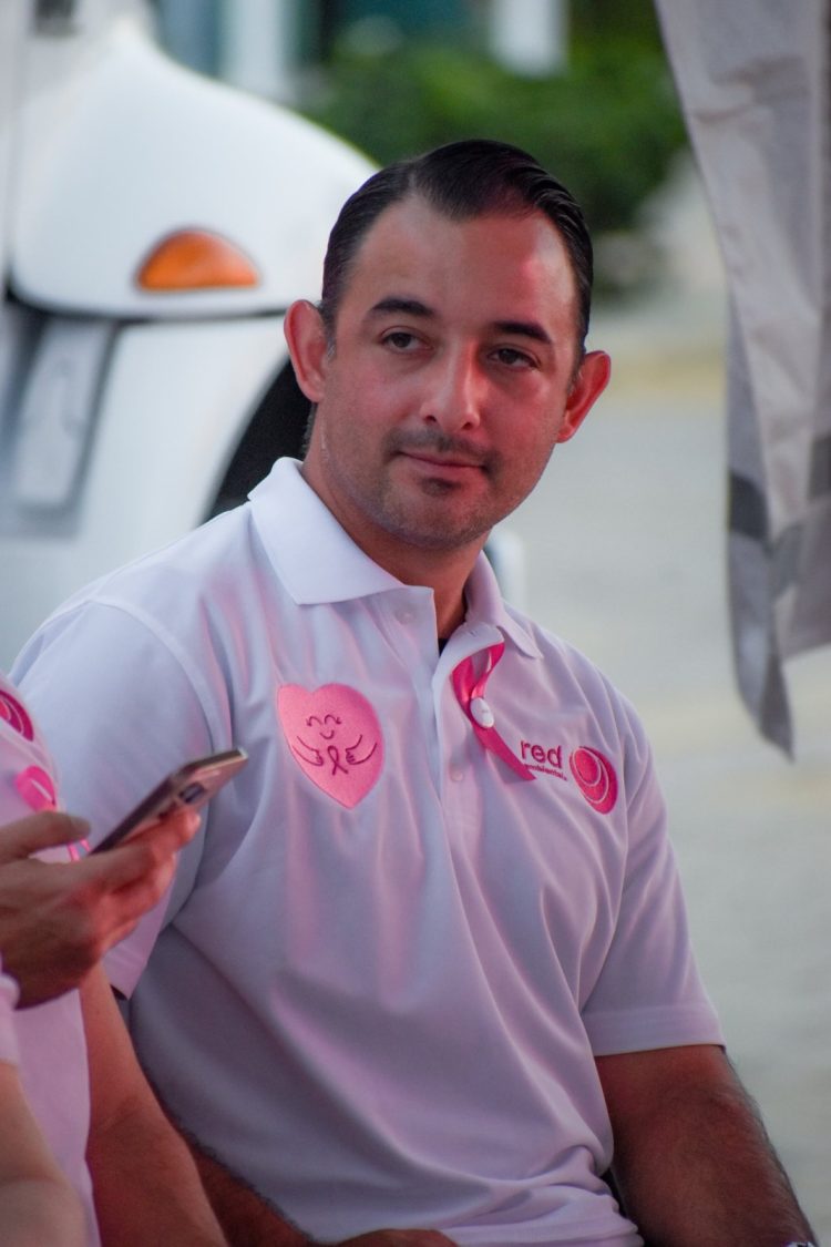 Pablo Gutiérrez gasta dinero público en promoción personal, cómplice de las extorsiones en Cancun, conocido por su ambición de poder