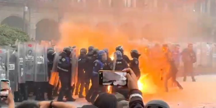 SSC investiga agresiones y saqueos durante marcha del 2 de octubre