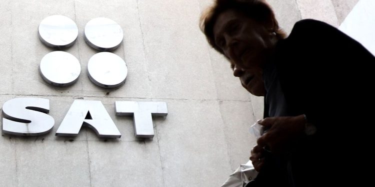 Reforma fiscal 2026: SAT gana más poder para combatir evasión; expertos alertan por vigilancia digital