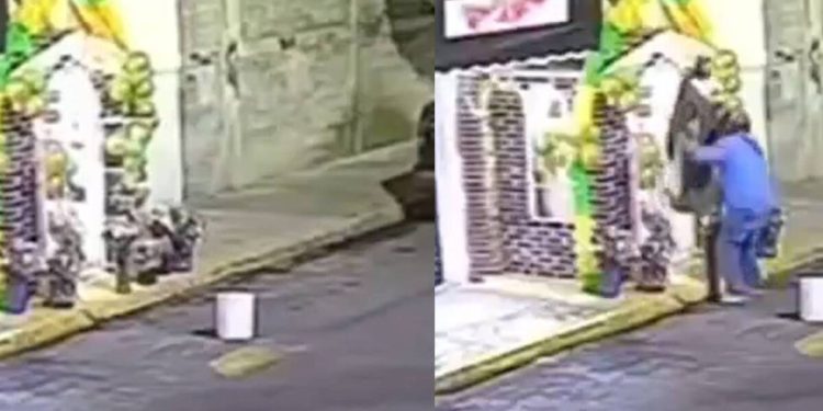 Roban figura de San Judas Tadeo durante festejos en Iztapalapa