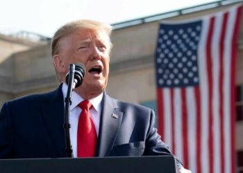 Trump exige prisión para el alcalde de Chicago y el gobernador de Illinois por redadas migratorias