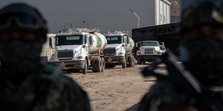 Desarrollan aplicación para rastrear combustibles y frenar el huachicol fiscal