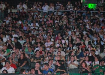 Éxtasis total en el Centenario por el triunfo mundial de Fátima Bosch