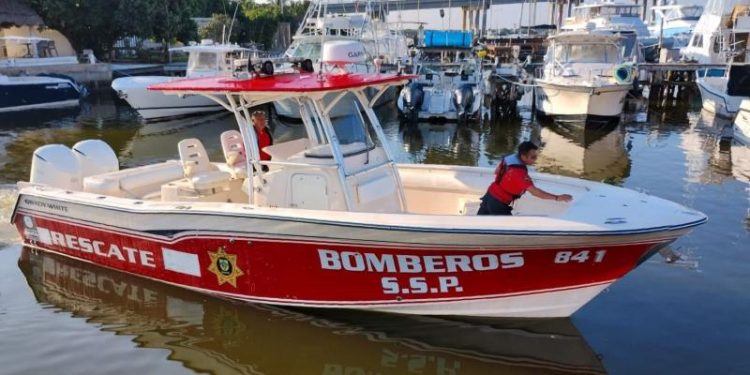 Gobierno del Estado refuerza operativo para encontrar a pescador extraviado en altamar
