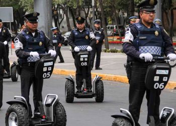 Renuevan imagen y capacitación de la Policía Turística para reforzar atención en diciembre