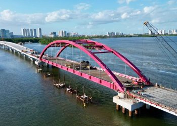 Avanza 90.2% la construcción del Puente de la Laguna Nichupté en Cancún: Mara Lezama