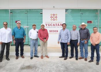 Yucatán impulsa producción de mosca estéril para erradicar el gusano barrenador