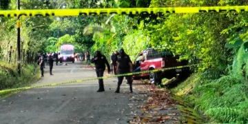 Entrega de Apoyos a Damnificados por Inundaciones en Veracruz y Otros Estados