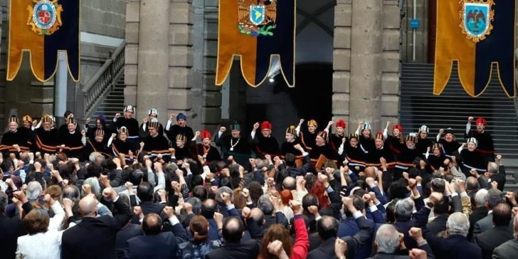 UNAM reconoce a 14 figuras destacadas con su máxima distinción académica