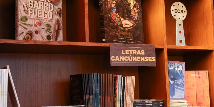 Cancún celebra su primera Feria del Libro Teatral con más de mil títulos