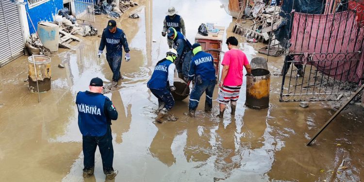 Cifra de fallecidos por inundaciones en México sube a 83