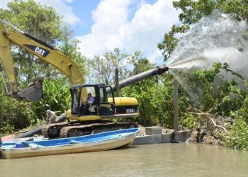 Avanza 60% el dragado de ríos en Tabasco, informa la SOTOP