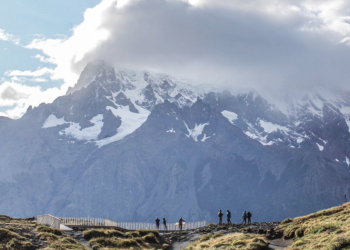 Tragedia en Torres del Paine: dos mexicanos pierden la vida y continúan la búsqueda de siete excursionistas