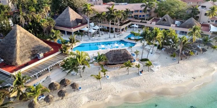 Hoteles apuestan por desarrollar vivienda para alquiler turístico en Quintana Roo