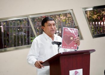 Campeche lanza protocolo escolar para atender riesgos suicidas y fortalecer la salud mental
