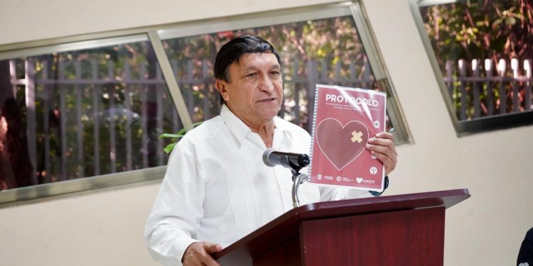 Campeche lanza protocolo escolar para atender riesgos suicidas y fortalecer la salud mental