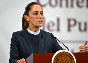Congreso de Perú declara «persona non grata» a Claudia Sheinbaum por asilo a exfuncionaria de Pedro Castillo