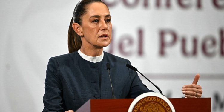 Congreso de Perú declara «persona non grata» a Claudia Sheinbaum por asilo a exfuncionaria de Pedro Castillo