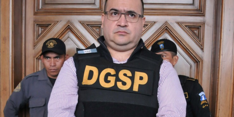 Javier Duarte tendrá que esperar para salir de prisión; jueza aplaza audiencia
