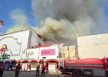 Prevén que tienda Del Sol vuelva a operar a inicios de diciembre tras incendio