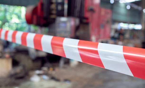 Volcadura frente al Tren Maya deja cuatro heridos en la autopista Cancún–Mérida
