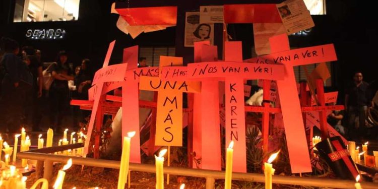 Colectivos rinden homenaje a víctimas de feminicidio y desaparición en CDMX