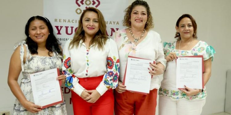 Asignan 160 plazas docentes para el ciclo escolar 2025-2026