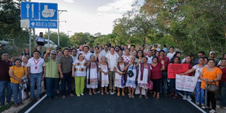 Fortalecen la movilidad con obras de infraestructura en Tecoh