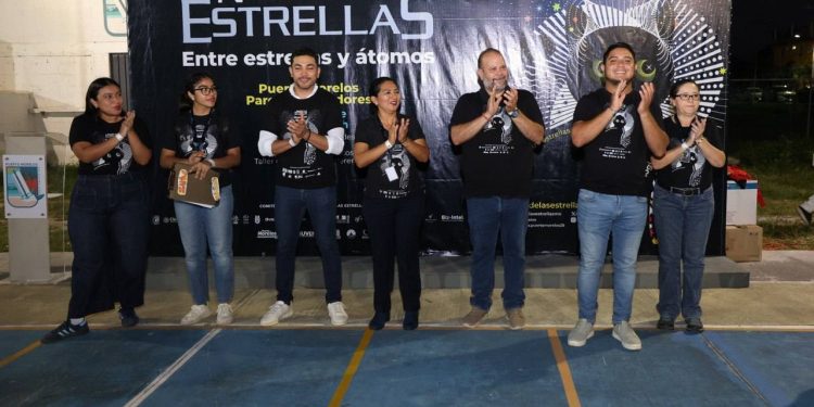 Portomorelenses disfrutan la Noche de las Estrellas 2025