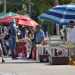 Cancún refuerza operativos y retira a casi 500 vendedores ambulantes en zonas escolares