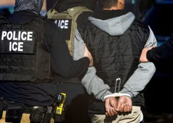 ICE alcanza cifra histórica de migrantes detenidos en Estados Unidos