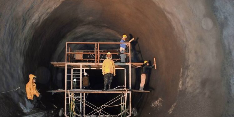 CDMX destinará más de 2 mil mdp a obras de drenaje en Iztapalapa en 2026