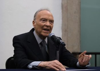 Gertz Manero ocultó su patrimonio durante toda su gestión en la FGR, revela investigación