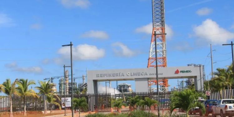 Pemex apaga mecheros en Jalapa y Teapa tras reclamos ciudadanos
