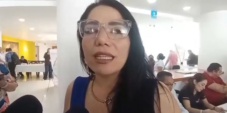 Katia Ornelas rechaza crisis económica en Tabasco; asegura reacomodo productivo