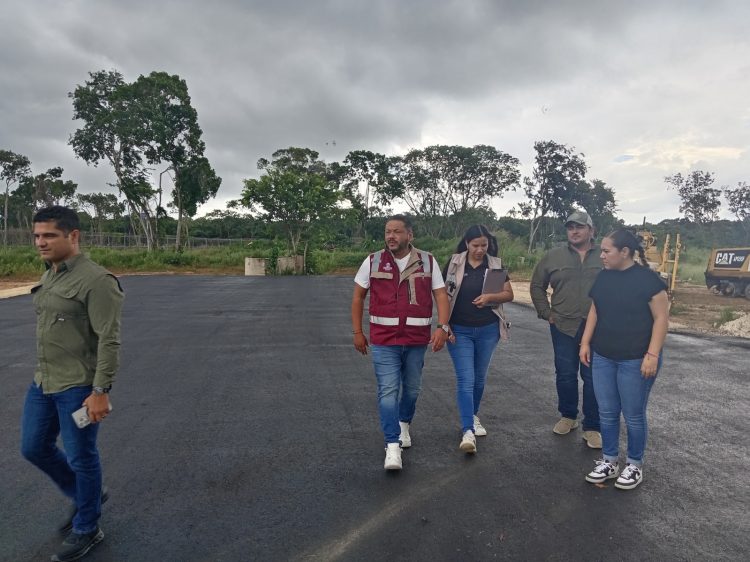 “Tierra de Domos” al estilo #Borgista, gran negocio de Lara Díaz y Bardan Esquivel