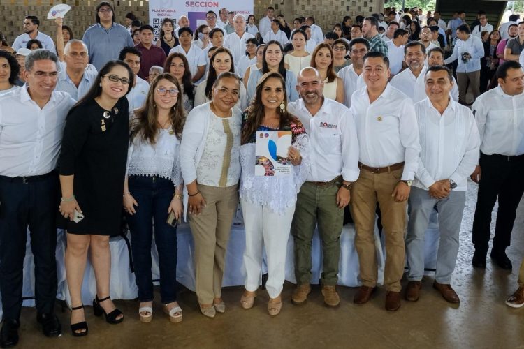 Integrantes del Pleno asisten a la Presentación del Plan Estratégico Quintana Roo 2025–2050
