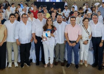 Integrantes del Pleno asisten a la Presentación del Plan Estratégico Quintana Roo 2025–2050