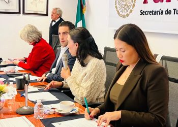 Anahí González impulsa agenda turística nacional ante Sectur