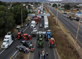 Campesinos amenazan con bloquear la CDMX tras aprobación de la nueva Ley de Aguas