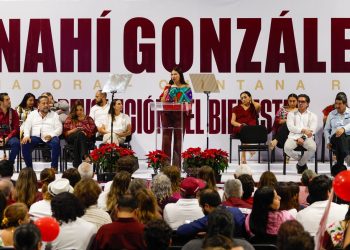 Ante un domo de la región 96 abarrotado Anahí González presenta informe ante el pueblo