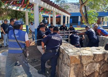 Rescatan a dos visitantes atrapados en cenote de Motul
