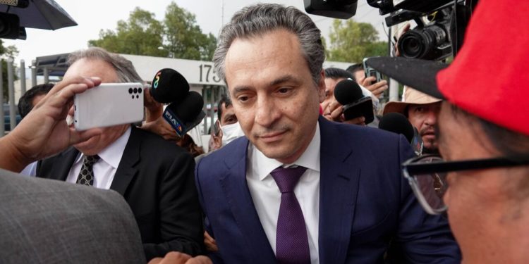 Niegan a Lozoya recurso para frenar proceso por la compra de Agronitrogenados
