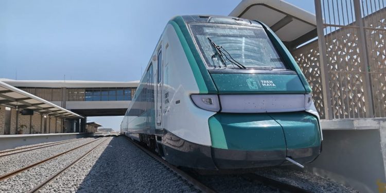 Tren Maya impulsa turismo en Campeche; avanzan registros de programas sociales