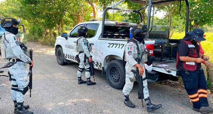 Javier May exige a Pemex esclarecer fuga en Centla tras muerte de dos campesinos