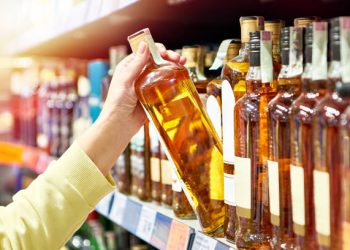 Autorizan horario especial para venta de alcohol en Yucatán