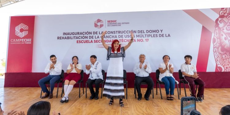 Layda Sansores resalta a la educación como igualador social; Calakmul entra en el mapa educativo nacional