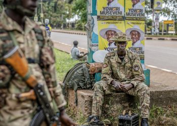 Elecciones en Uganda dejan 30 muertos y alrededor de dos mil detenidos, reconoce Ejército
