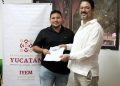 Entregan créditos CREA para impulsar proyectos de emprendimiento y artesanía en Yucatán